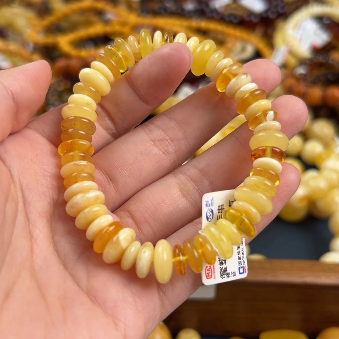 未镶嵌琥珀珠宝奇石