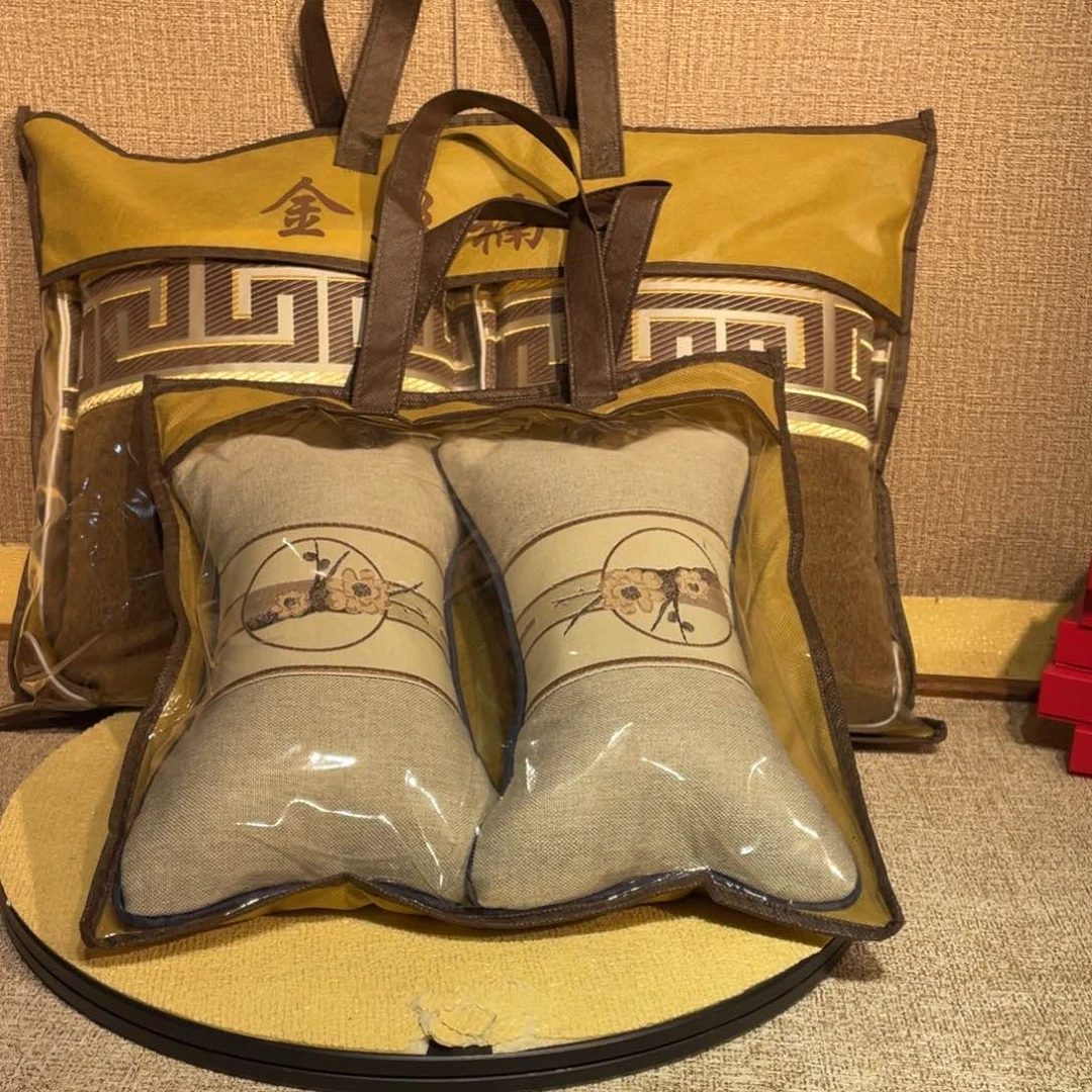 楠木（金丝楠）其他抛料抱枕两对