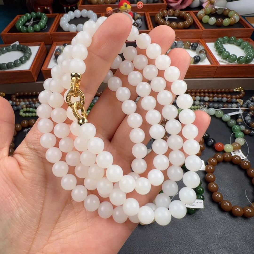 和田玉手链未镶嵌天花板