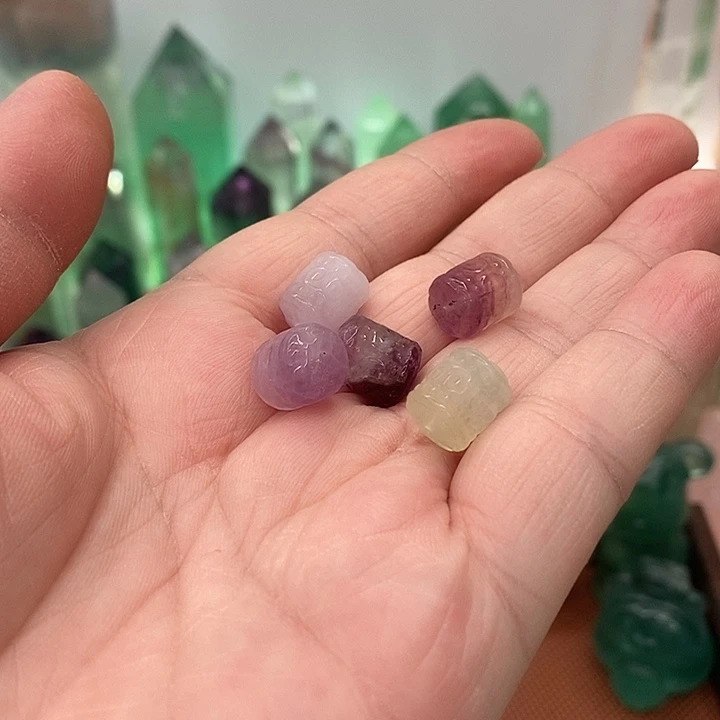 天然萤石有瑕未镶嵌萤石天然萤石有瑕