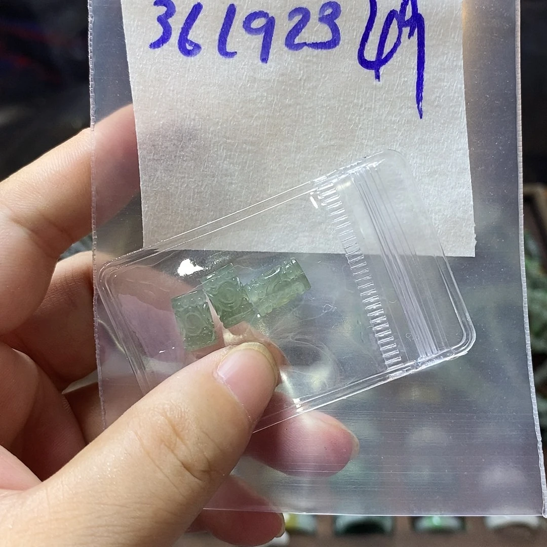 未镶嵌定制翡翠鲸*生翡翠