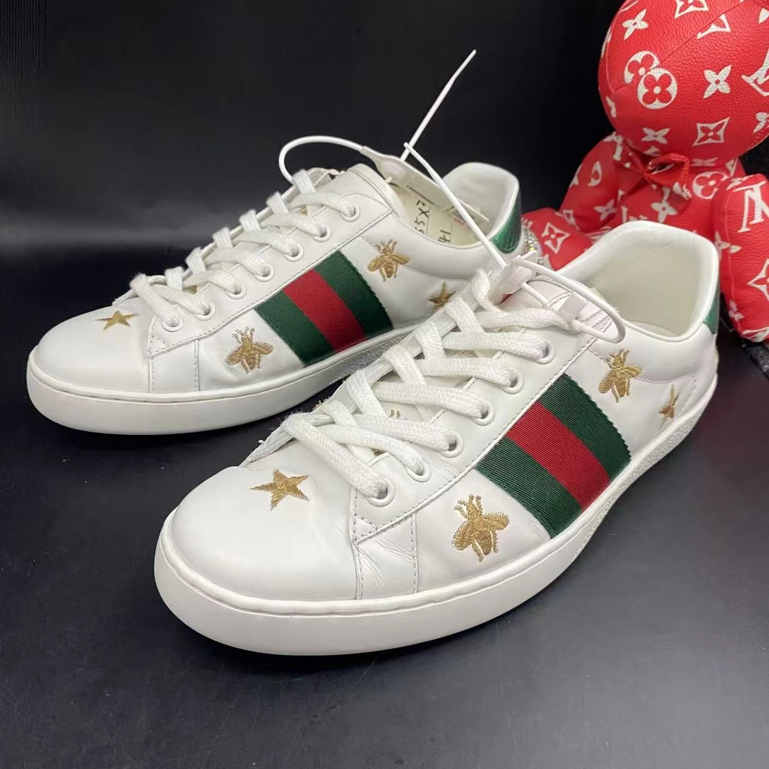 95新 GUCCI/古驰 白色烫金五角星蜜蜂ACE板鞋41欧码wy050