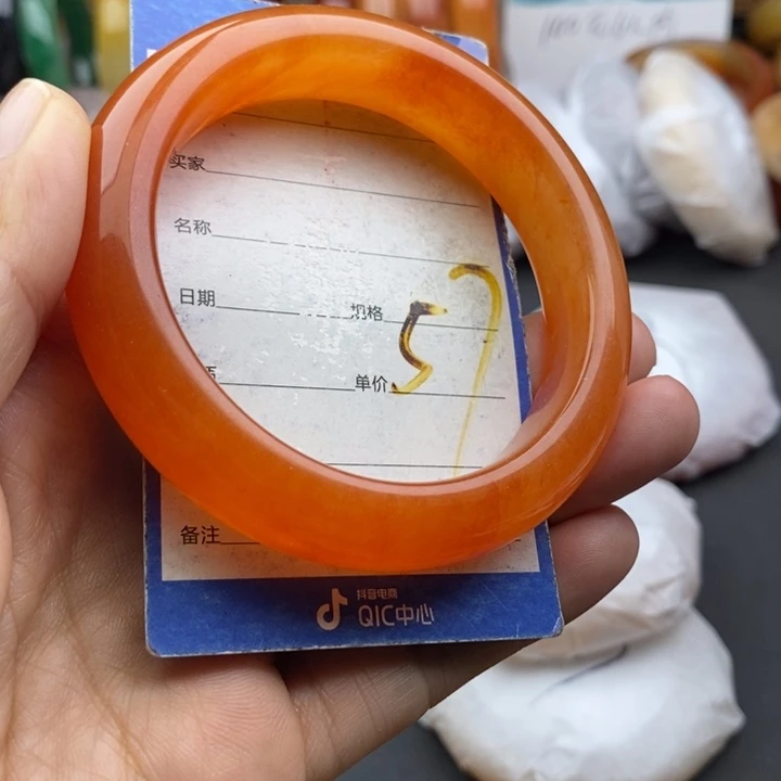 石英质玉未镶嵌手镯