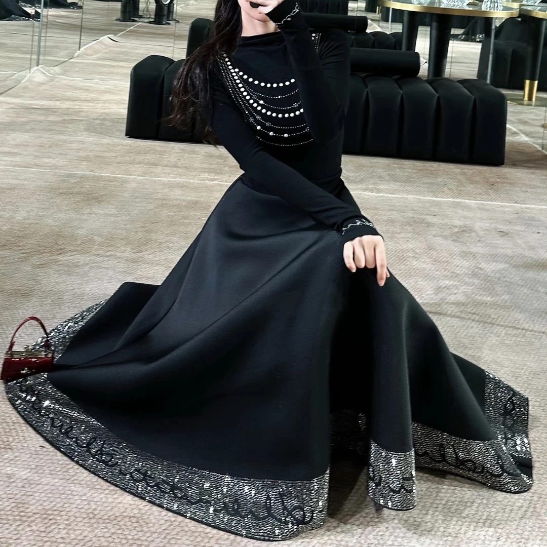 【珍珠白底蓬蓬裙】秋冬新款法式珍珠多层叠上衣白底钻蓬蓬裙两件套