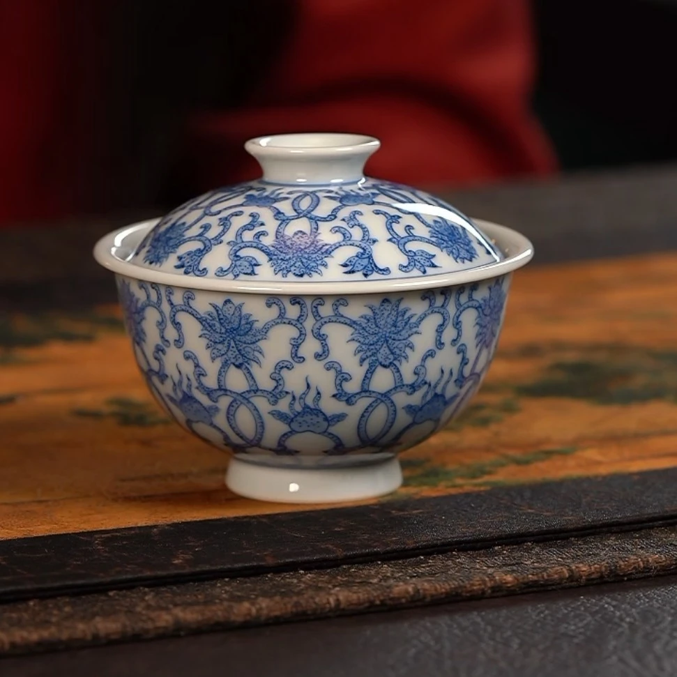 【品遗敬仁】聚澜堂手绘青花点工缠枝桃心盖碗120cc