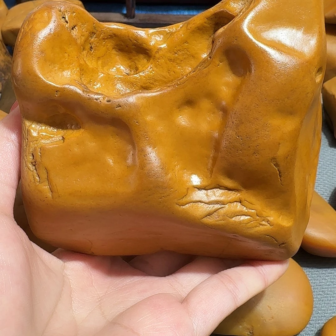 和****赣州黄蜡石原石料石原石