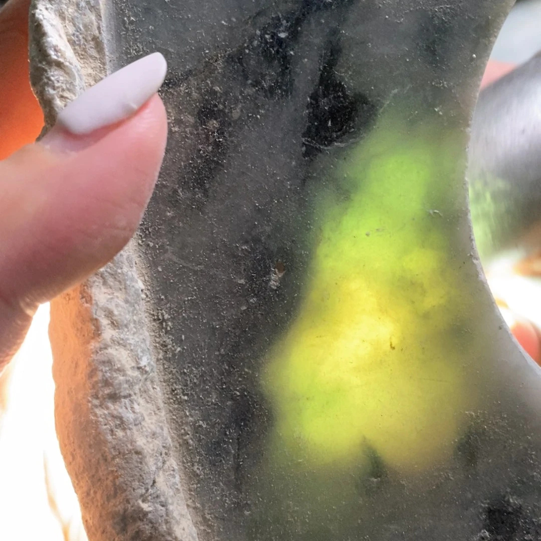 颈饰未镶嵌翡翠天然翡翠