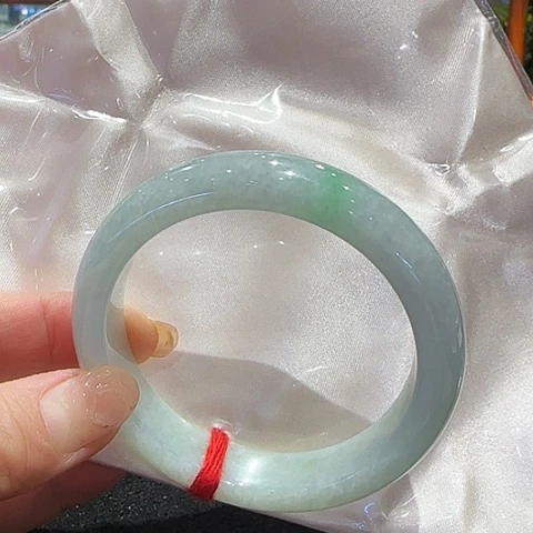 翡翠未镶嵌手镯天然翡翠