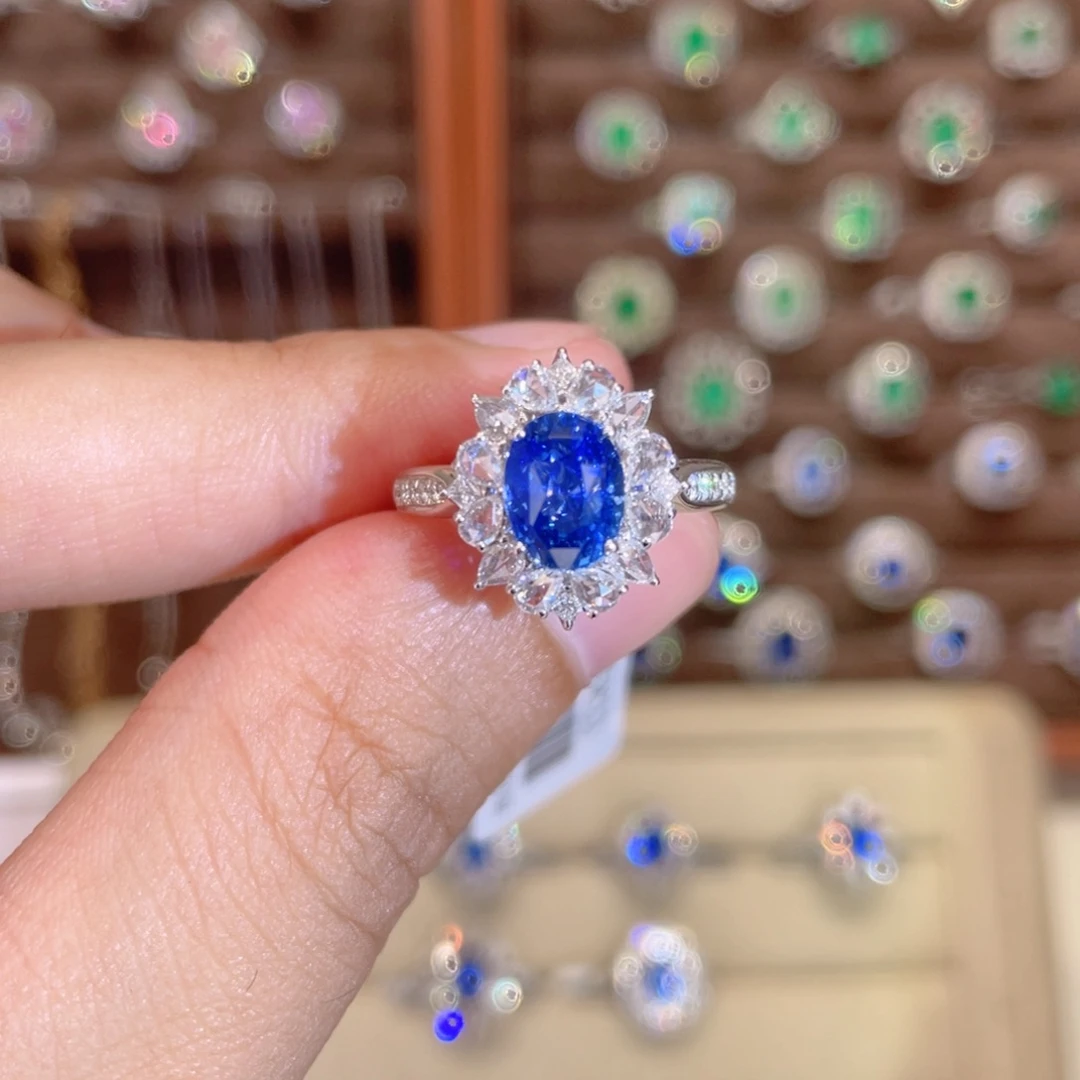 蓝宝石戒指18K金镶嵌2.03ct 皇家蓝