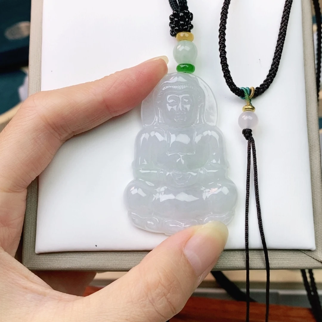 翡翠未镶嵌颈饰观音
