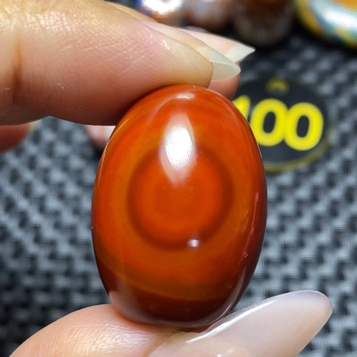 用***6未镶嵌颈饰玛瑙/玉髓