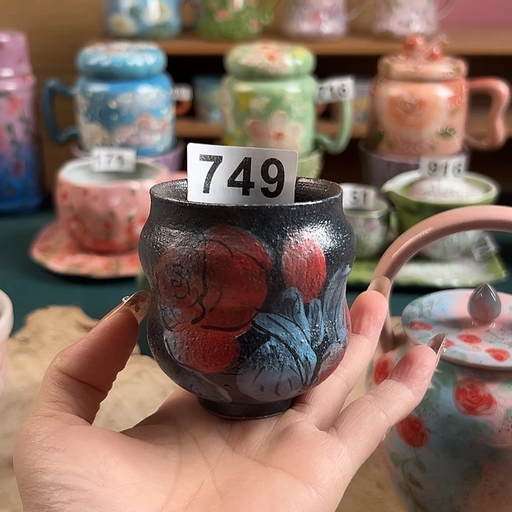 小***美景德镇陶瓷手绘作品749