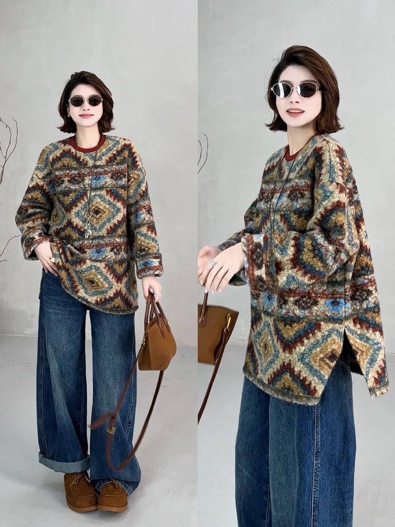 月月 2025秋冬新款【半眠画刊】极简风彩色毛纱显瘦卫衣 2509C6351