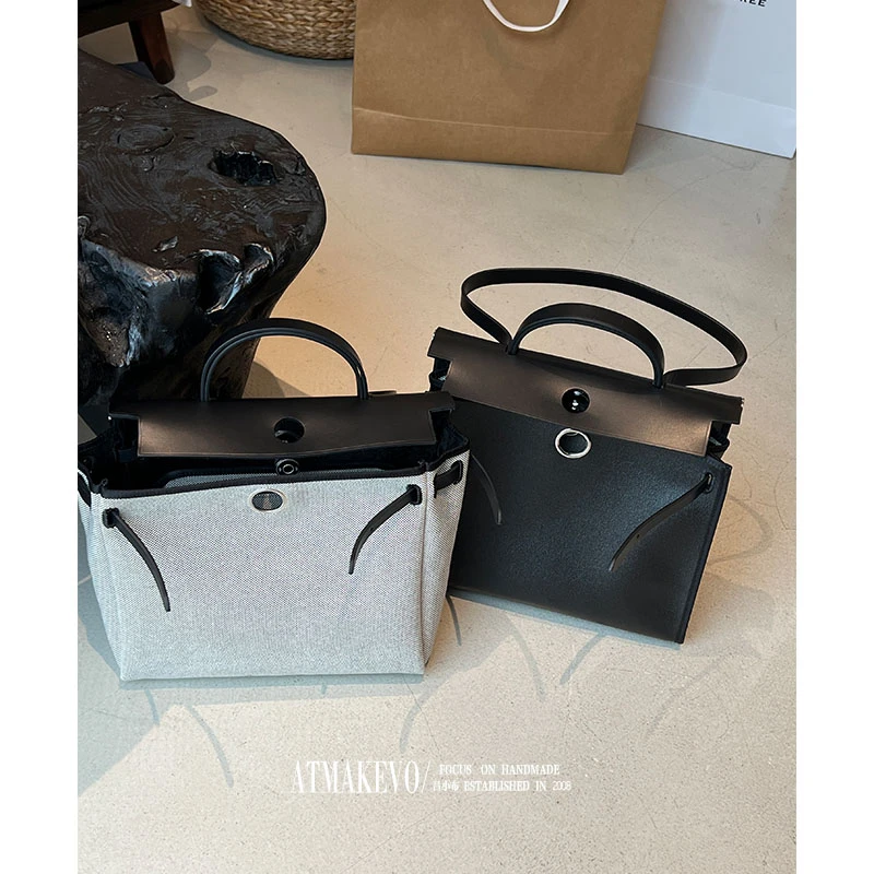 吕小布 | 纯手工制作  防水帆布配树膏牛皮两面双用单肩包女0200