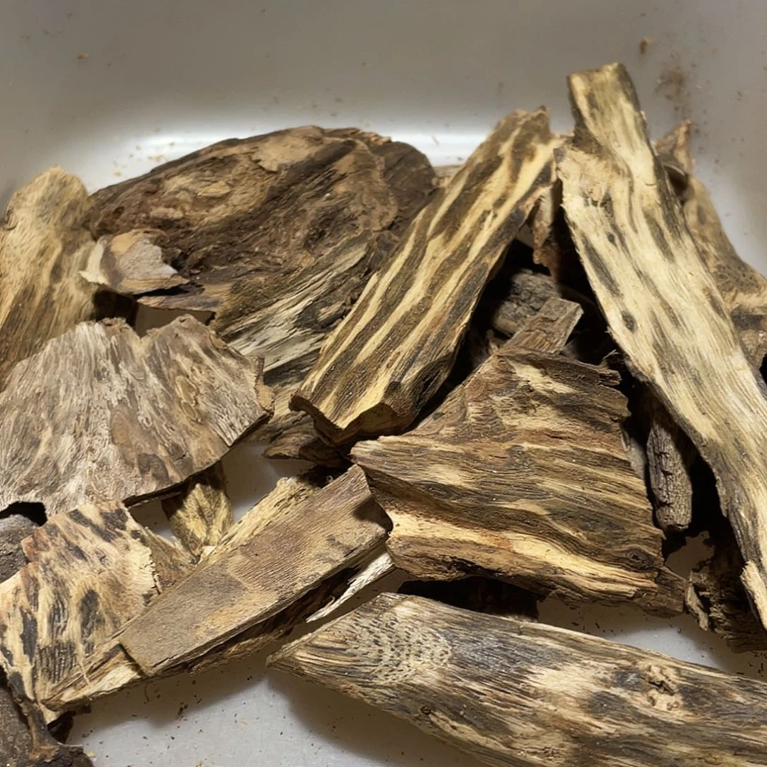 沉香沉香碎屑天然野沉香树皮油多样拍一