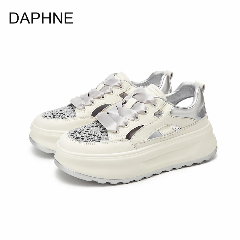Daphne/达芙妮厚底镂空休闲小白鞋女2025夏透气增高绸缎鞋带板鞋
