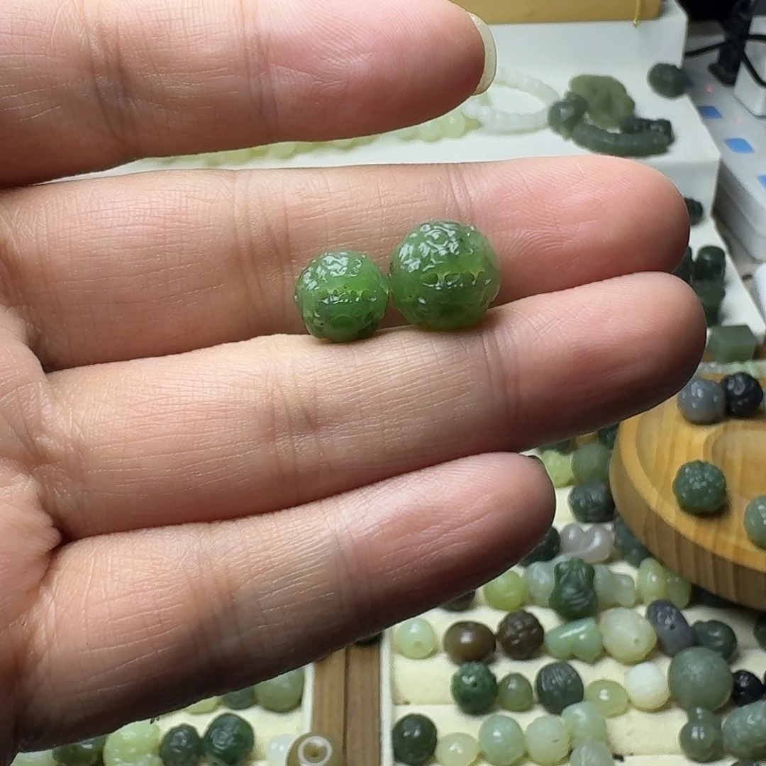 *****未镶嵌和田玉珠宝半成品和田玉碧玉貔貅10㎜+12㎜