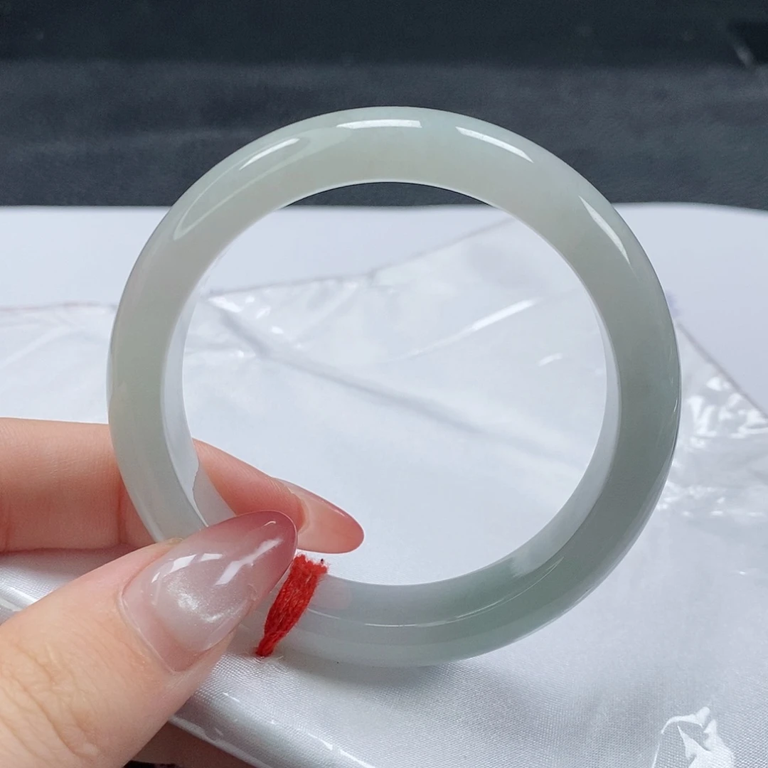 【闪购商品】翡翠手镯未镶嵌301号