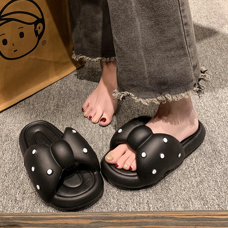 拖鞋女夏季2025新款家居防滑外穿时尚ins风蝴蝶结踩屎感eva凉拖鞋