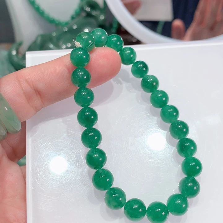 石英质玉（非洲翠）合金手镯