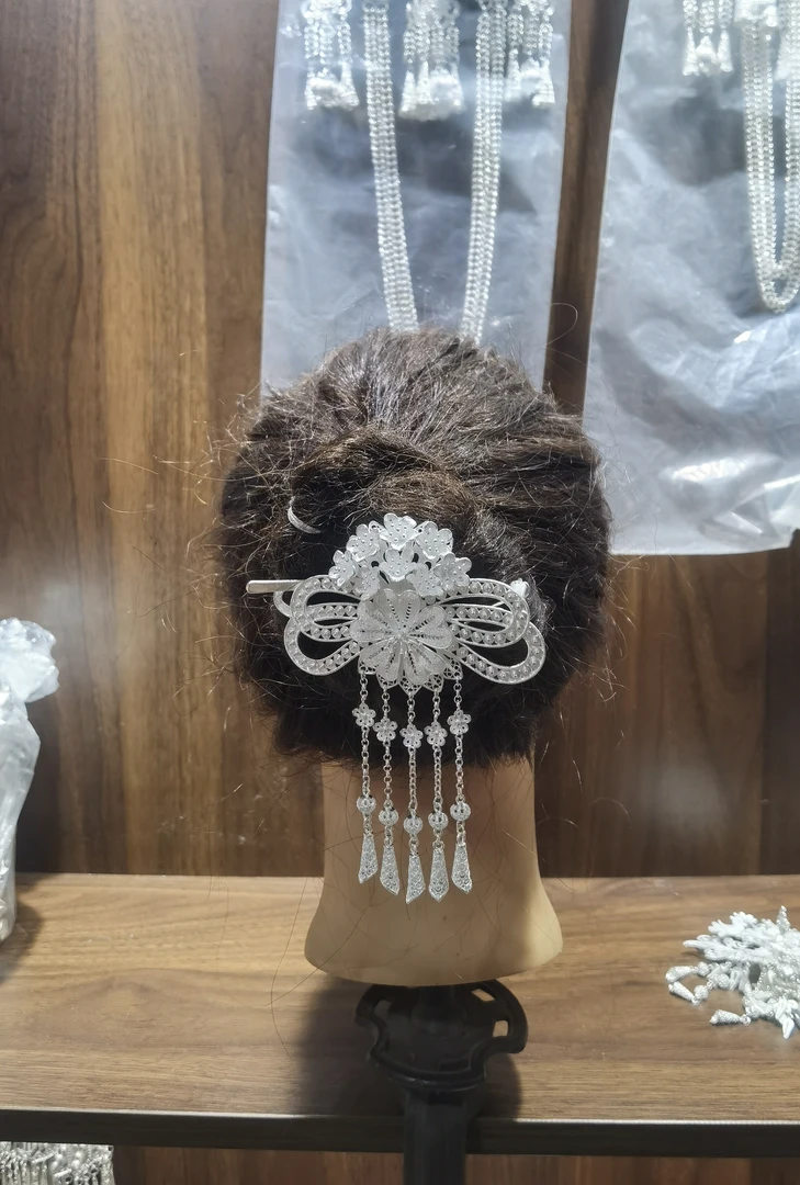 坠链均足银 阿峰哥足银发夹民族风