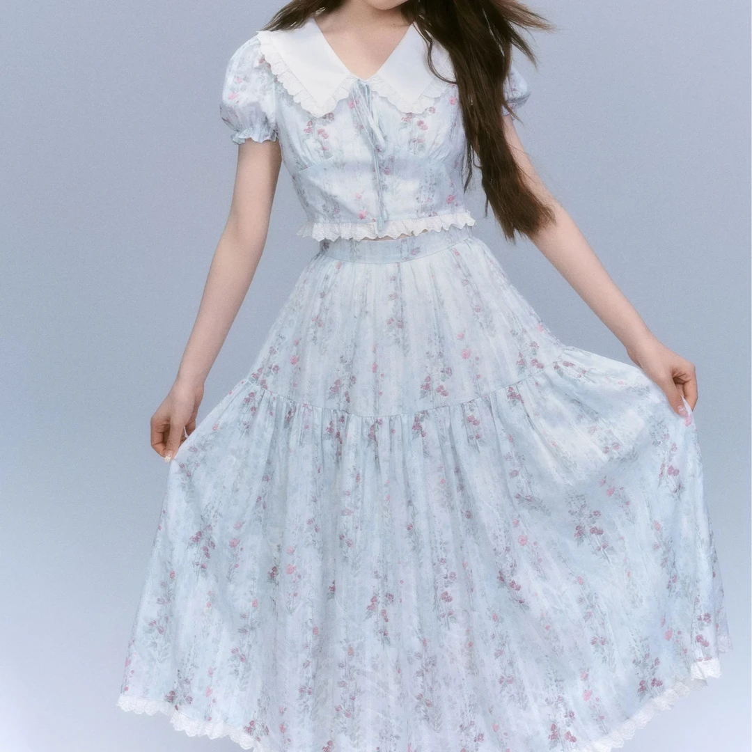 甜美法式蕾丝拼接碎花长裙2025夏季新品