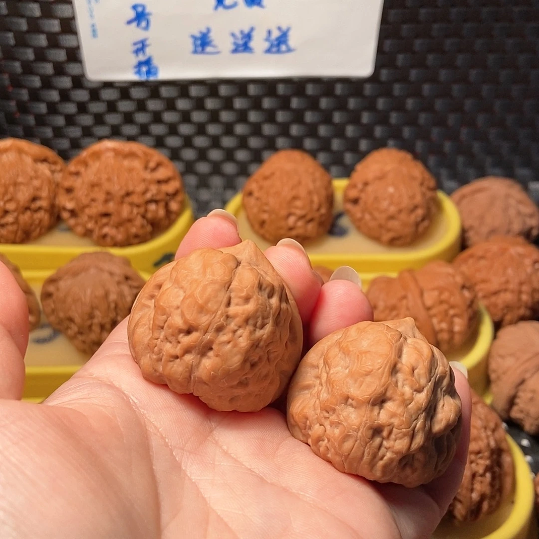 及***樂文玩核桃吊坠古蝉A11