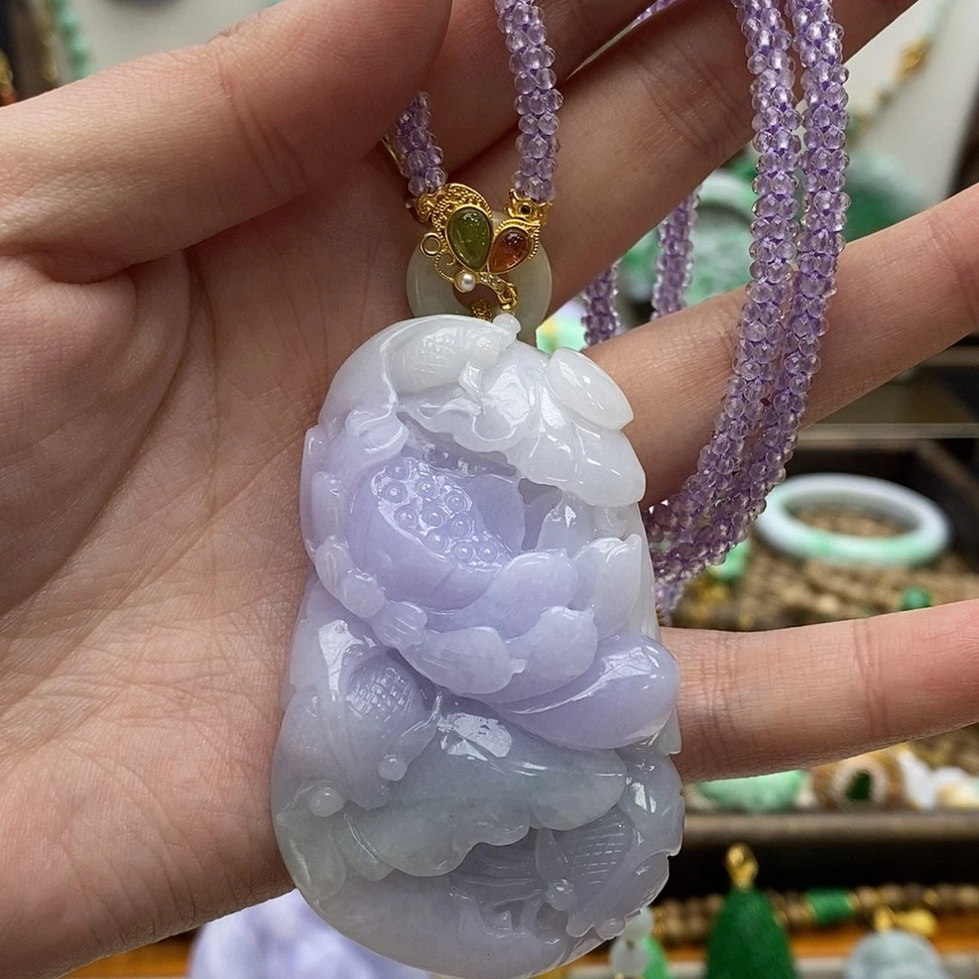 翡翠未镶嵌颈饰吊坠