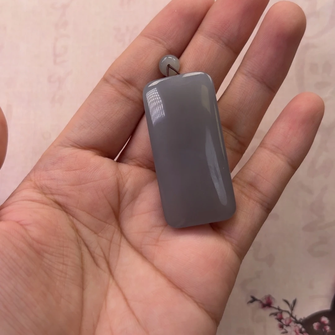 和田玉吊坠未镶嵌