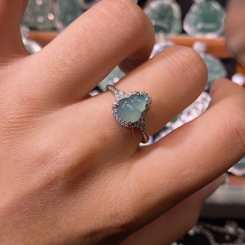 【闪购商品】翡翠未镶嵌颈饰天然