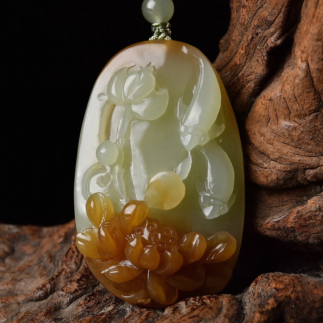 和田玉俏糖色连年有余吊坠男女款年有鱼项链挂件鱼儿玉坠