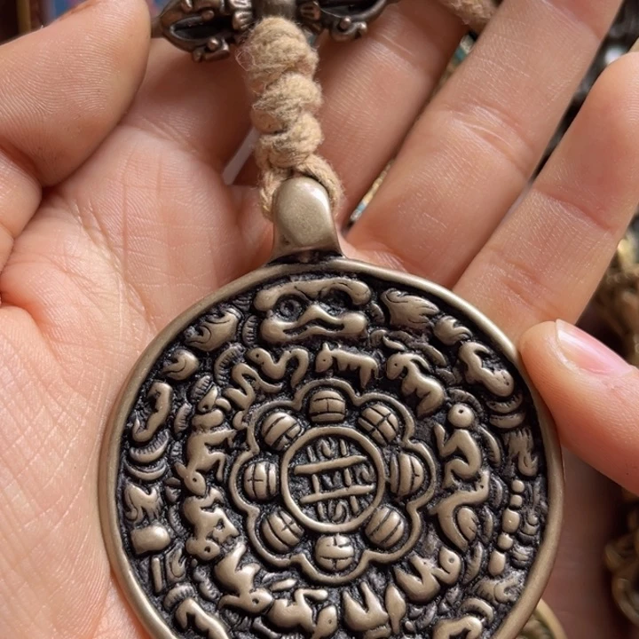 颈饰琉璃泓*喜欢的朋友