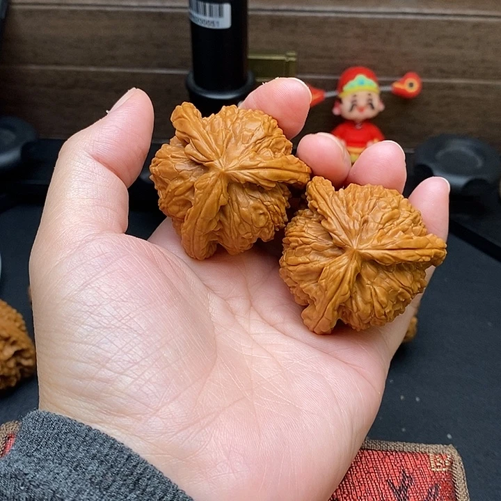 菜***)把件文玩核桃白奔