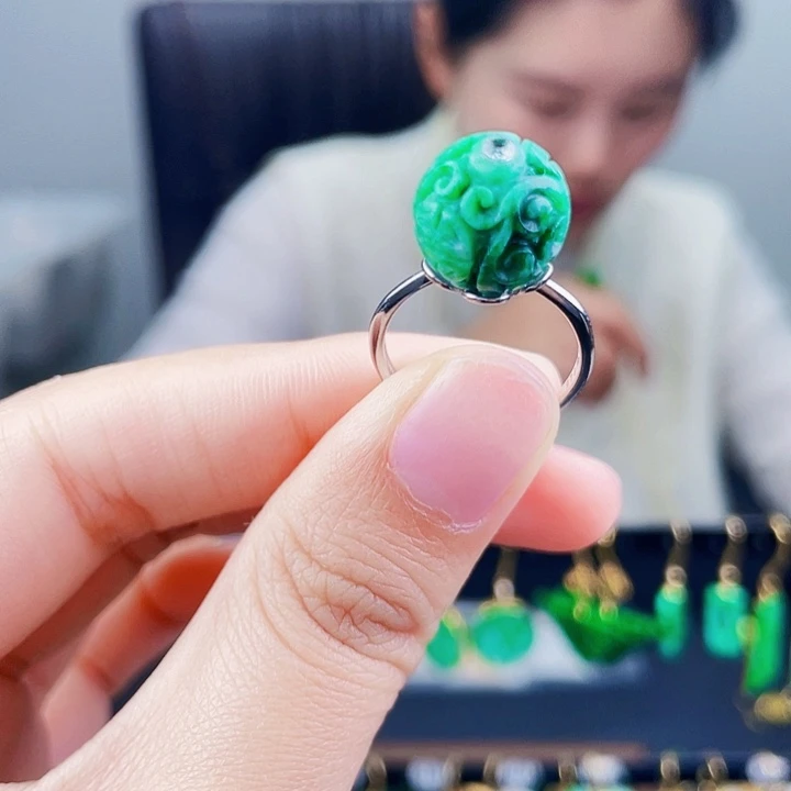 翡翠戒指银S925镶嵌饰品