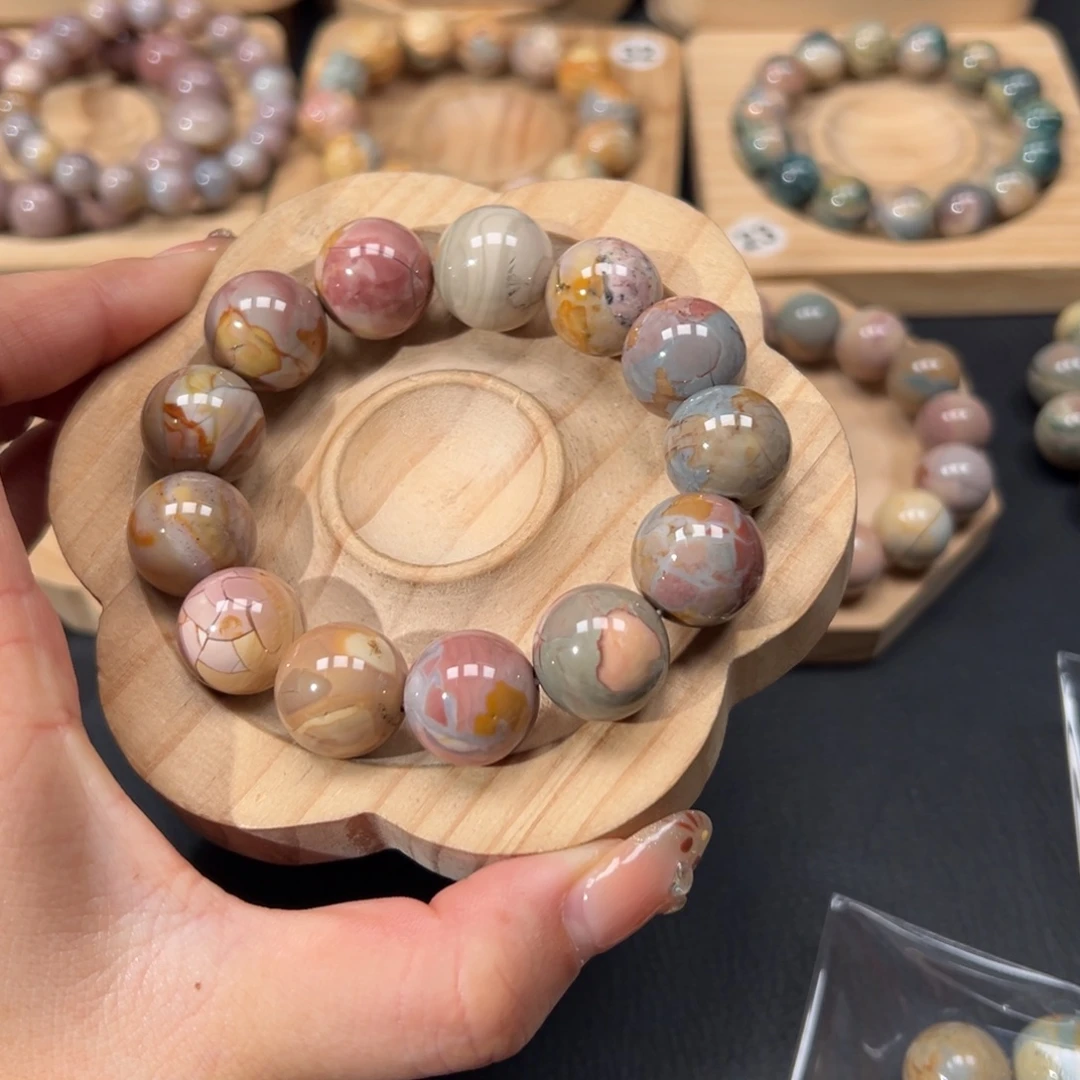 去***！石英质玉未镶嵌手链197