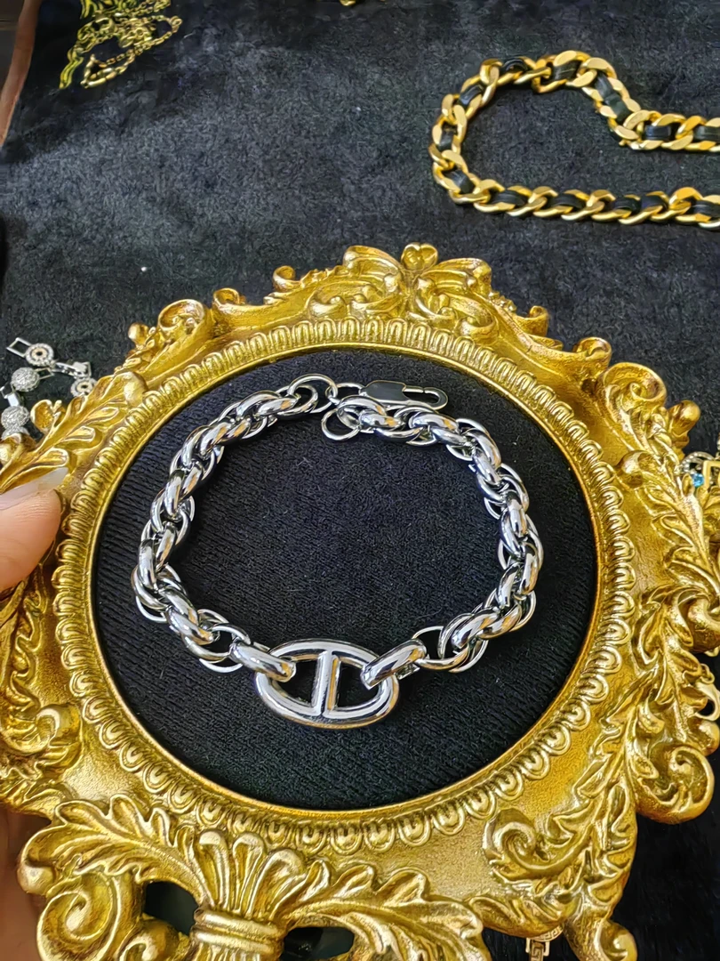 合金手链 经典猪鼻子环环相扣手链