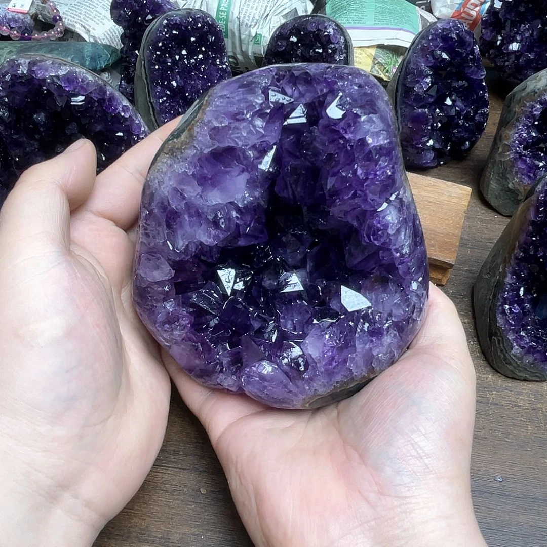 紫晶大型摆件（非配饰）未镶嵌