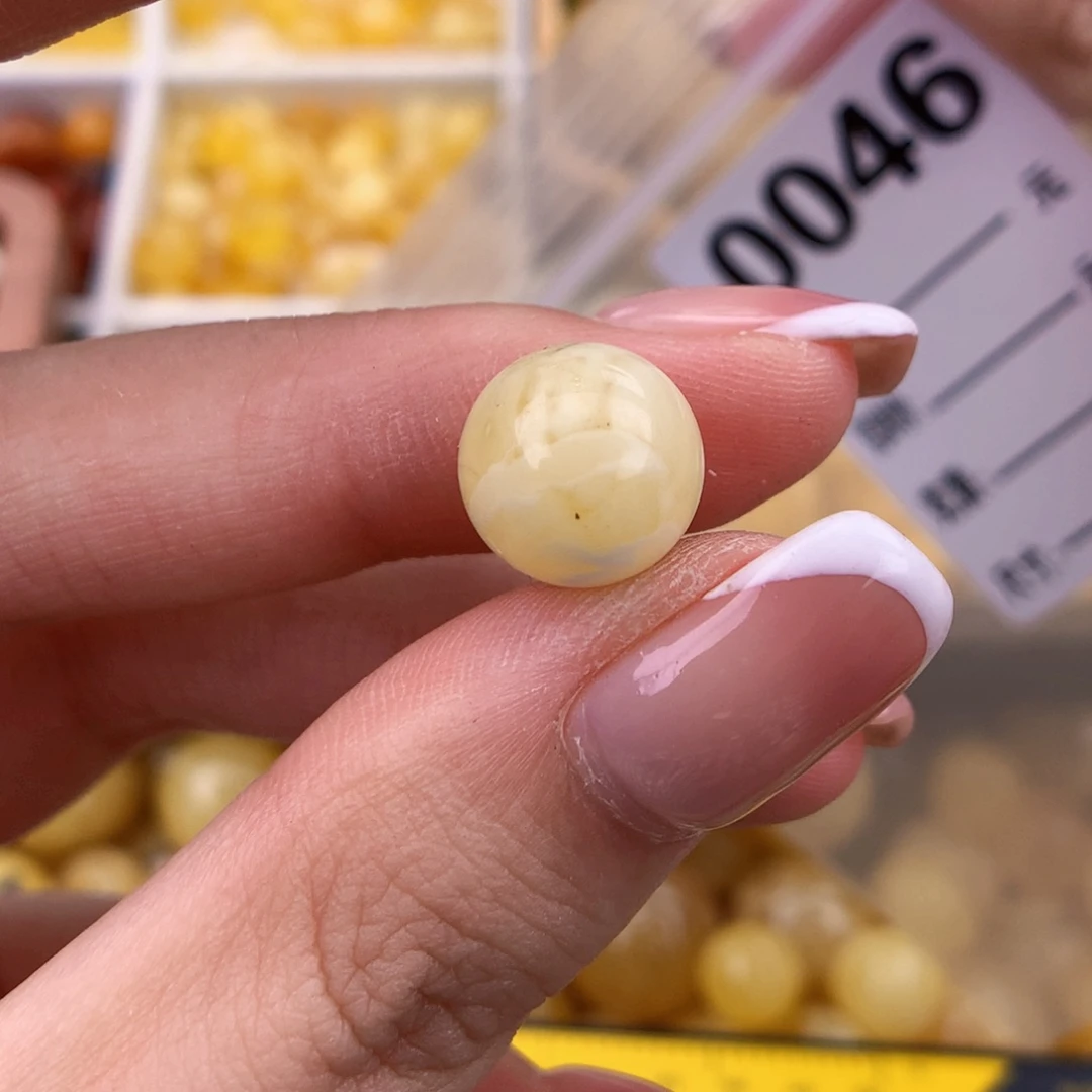 琥珀未镶嵌珠宝奇石11.2粉