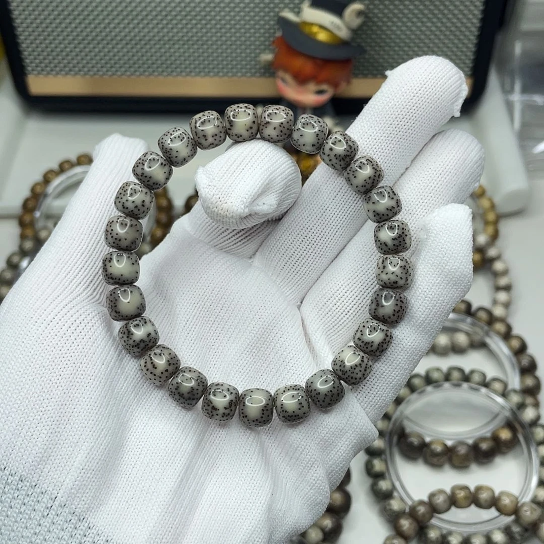 星月菩提手串9mm 灰冰双留白