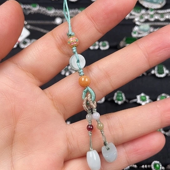 翡翠未镶嵌颈饰翡翠未镶嵌挂件67