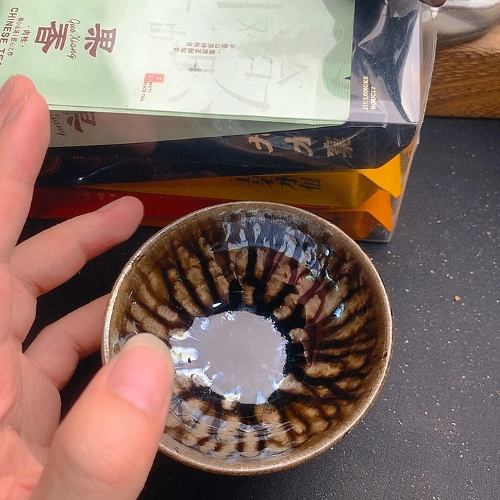 茶盏给b步履艰难看吗