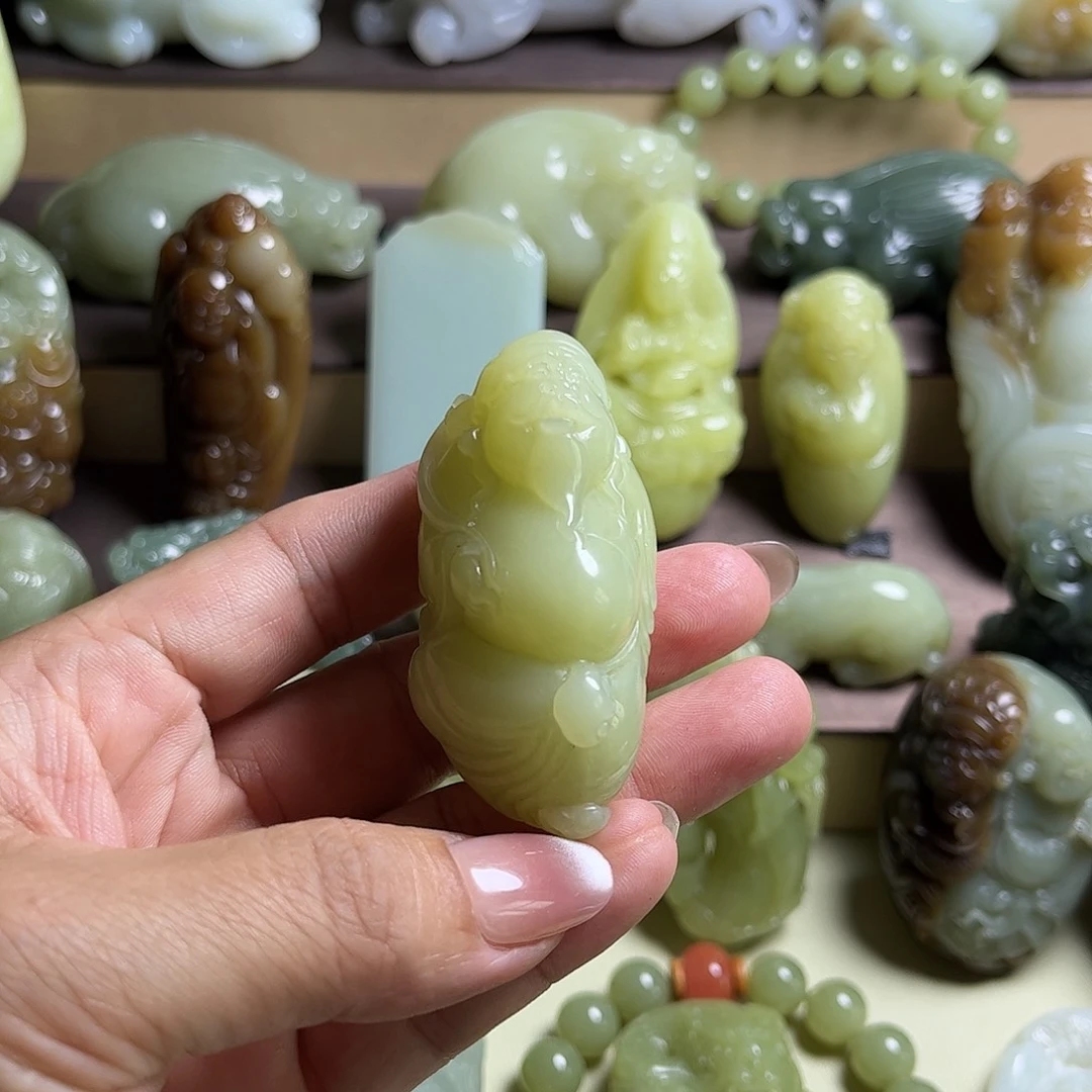 和田玉未镶嵌把件用****2