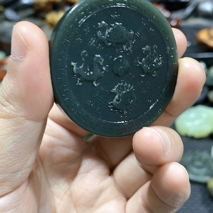 吊坠滴血莲花菩提