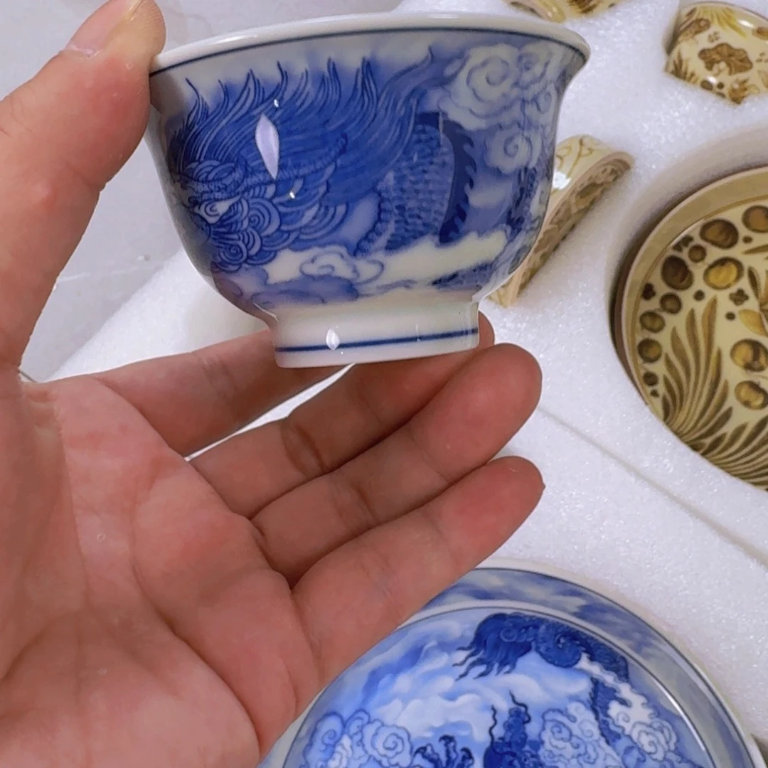 瓷片千****姐腾龙献宝主人杯景德镇拍一发二