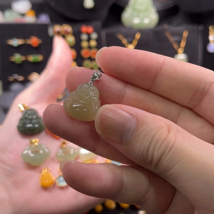 颈饰银S925镶嵌和田玉