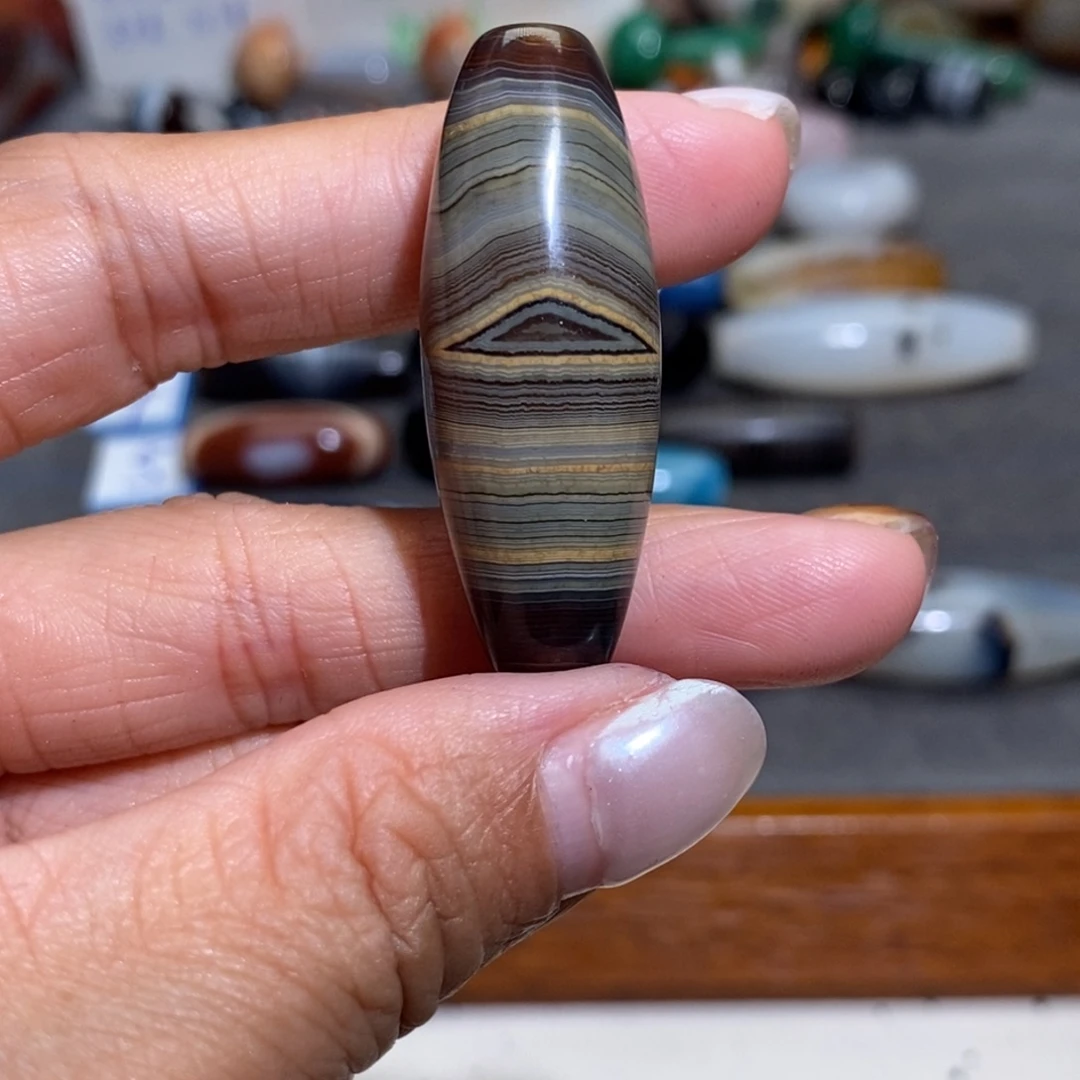 娃***肉玛瑙/玉髓合金手链