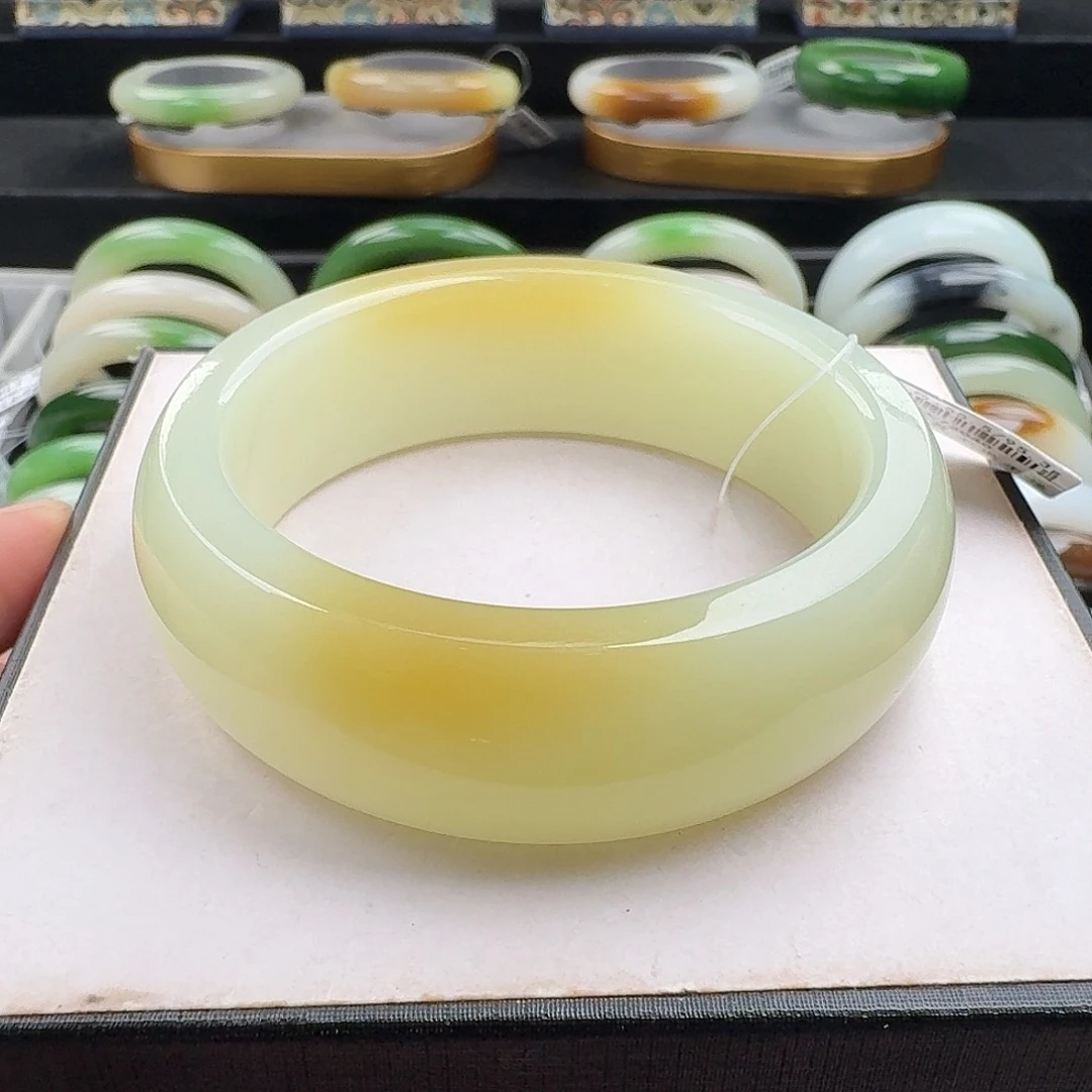 未镶嵌手镯和田玉55.5且末