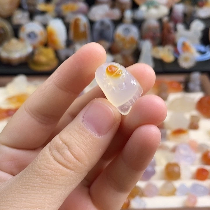 玛瑙/玉髓合金车挂