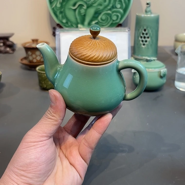 瓷片龙泉青瓷福利青瓷