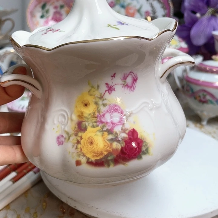 瓷片摆件，摆件，摆件。摆件，摆件。，摆件